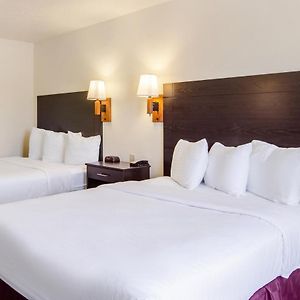 Queen Room Two Queen Beds Non-Smoking